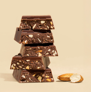 Barra Milky La Ibérica con Almendras x 50 g